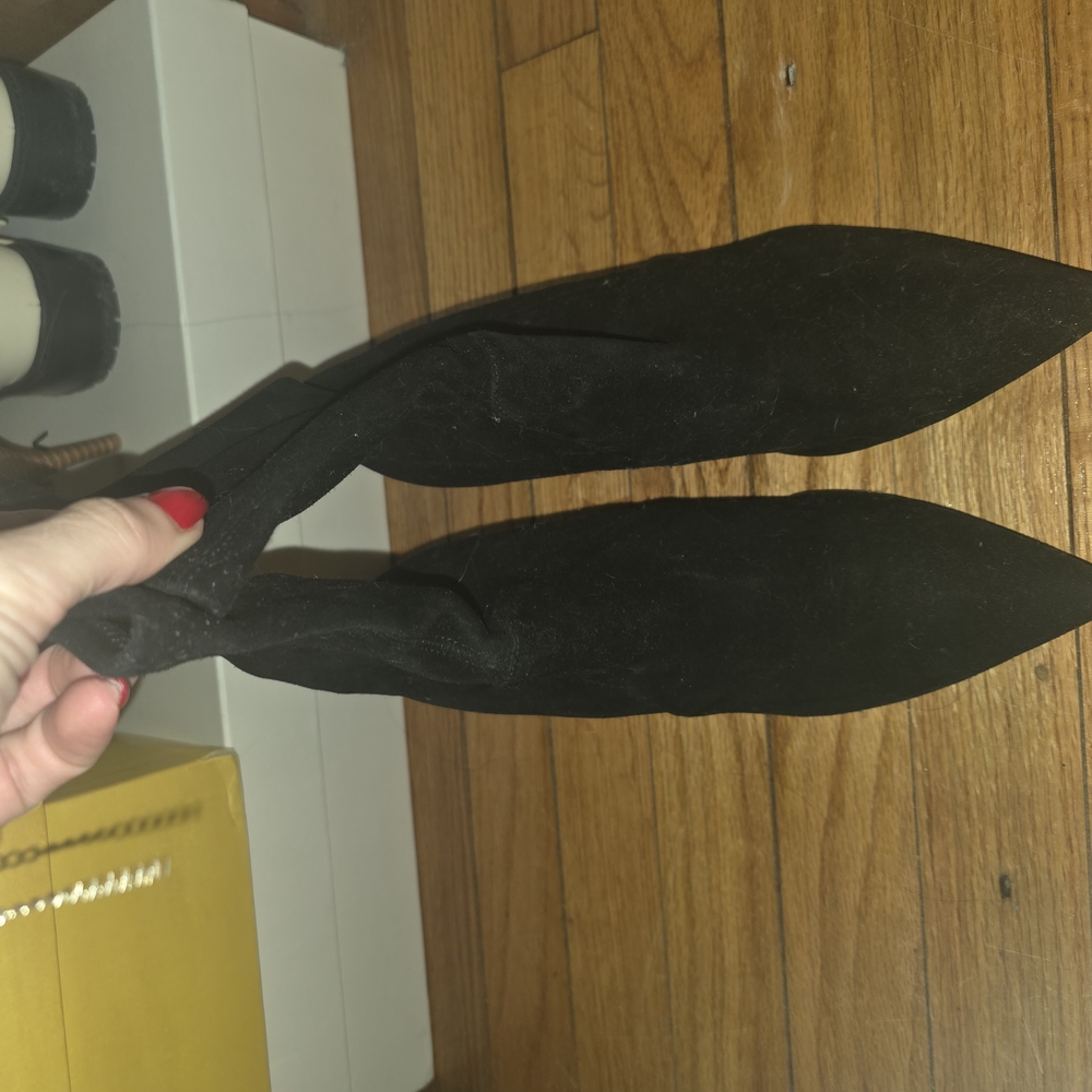 Elegant Black Women's Shoes
